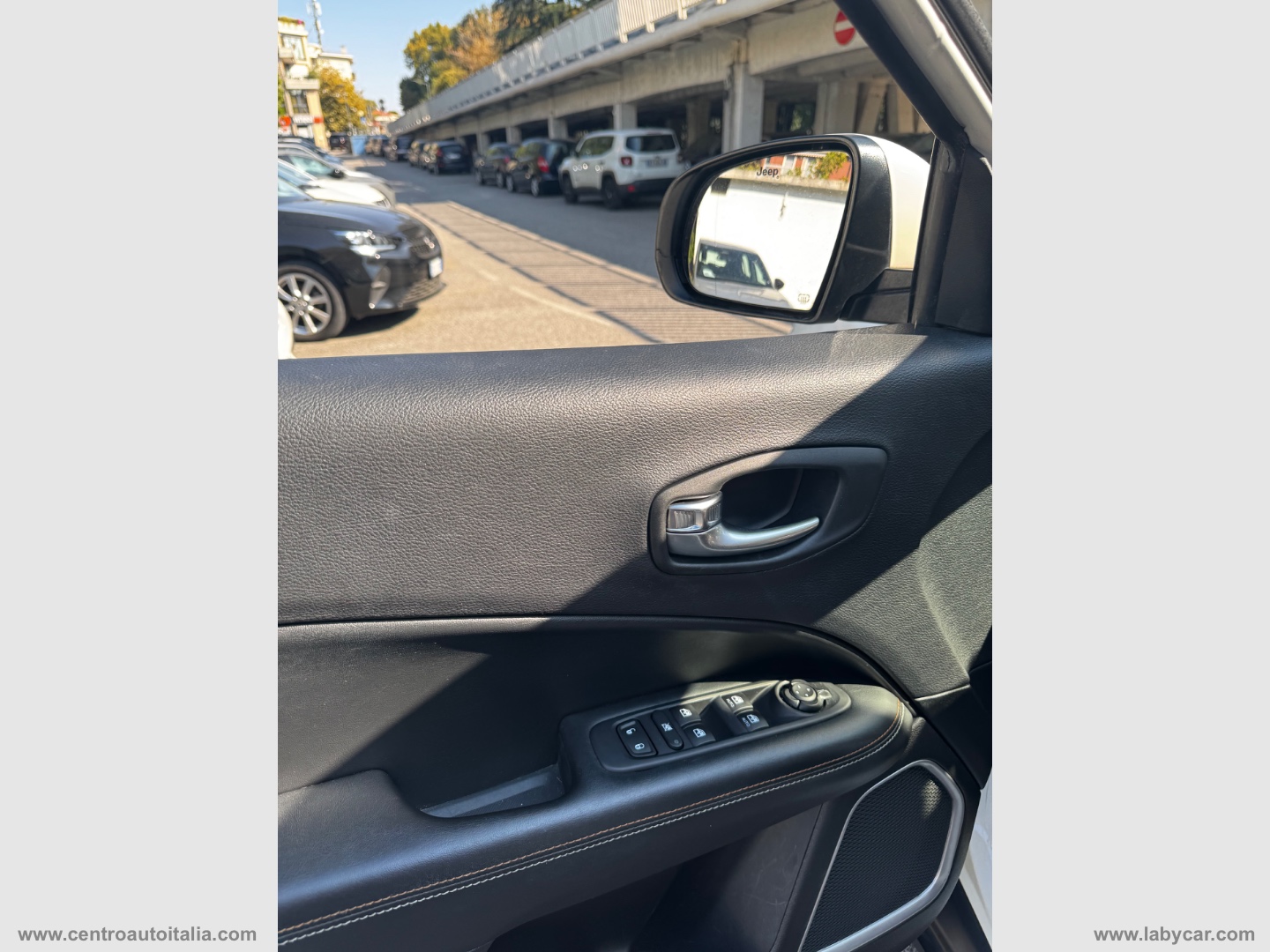 Compass 1.4 MultiAir 2WD Longitude - immagine 27