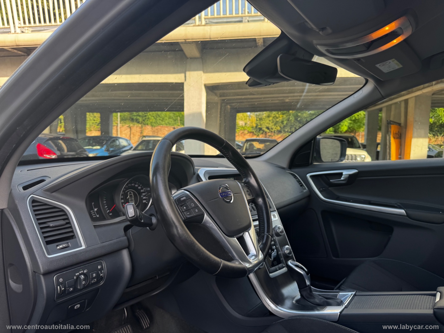 XC60 D4 Geartronic Summum - immagine 27