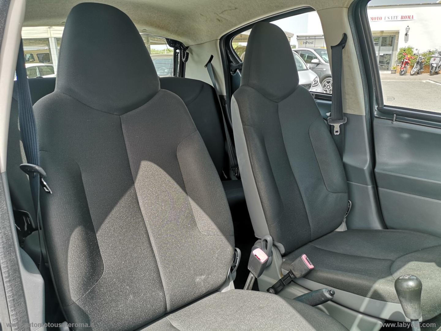 Aygo 1.0 VVT-i 5p. Sound RATE AUTO MOTO SCOOTER - immagine 27