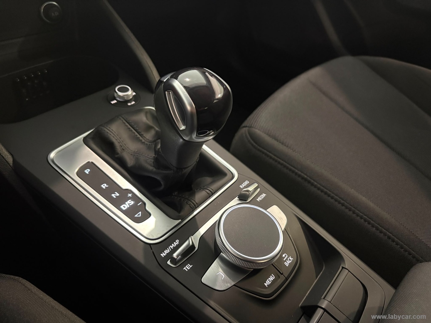 Q2 2.0 TDI quattro S tronic Business - immagine 27