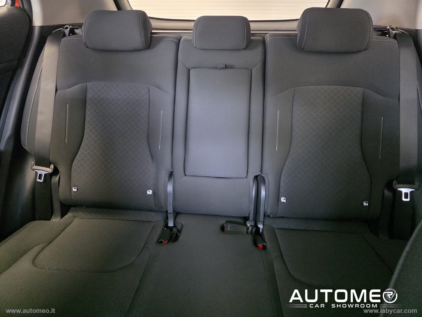 Sportage 1.6 CRDi MHEV DCT Business - immagine 27