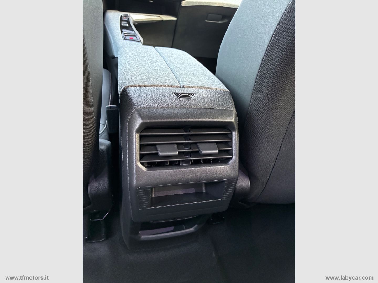 3008 Hybrid 145 e-DCS6 Allure Business - immagine 27