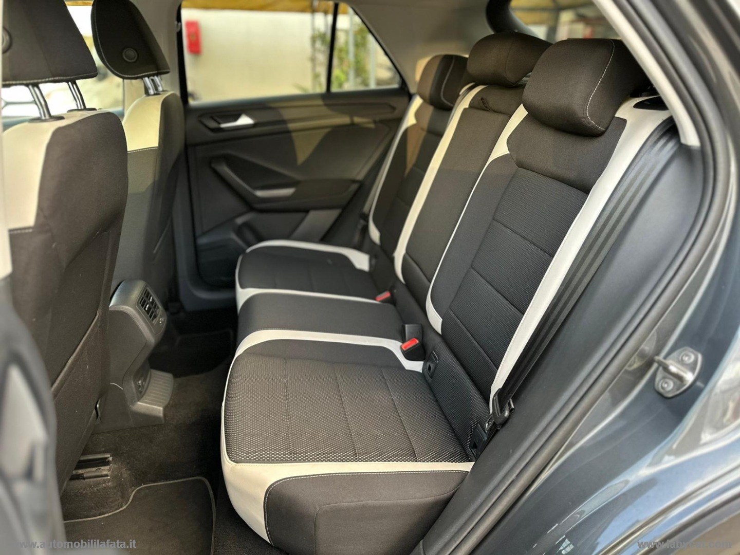 T-Roc 1.6 TDI SCR Advanced BlueMot.Tech. PARI AL NUOVO - immagine 27