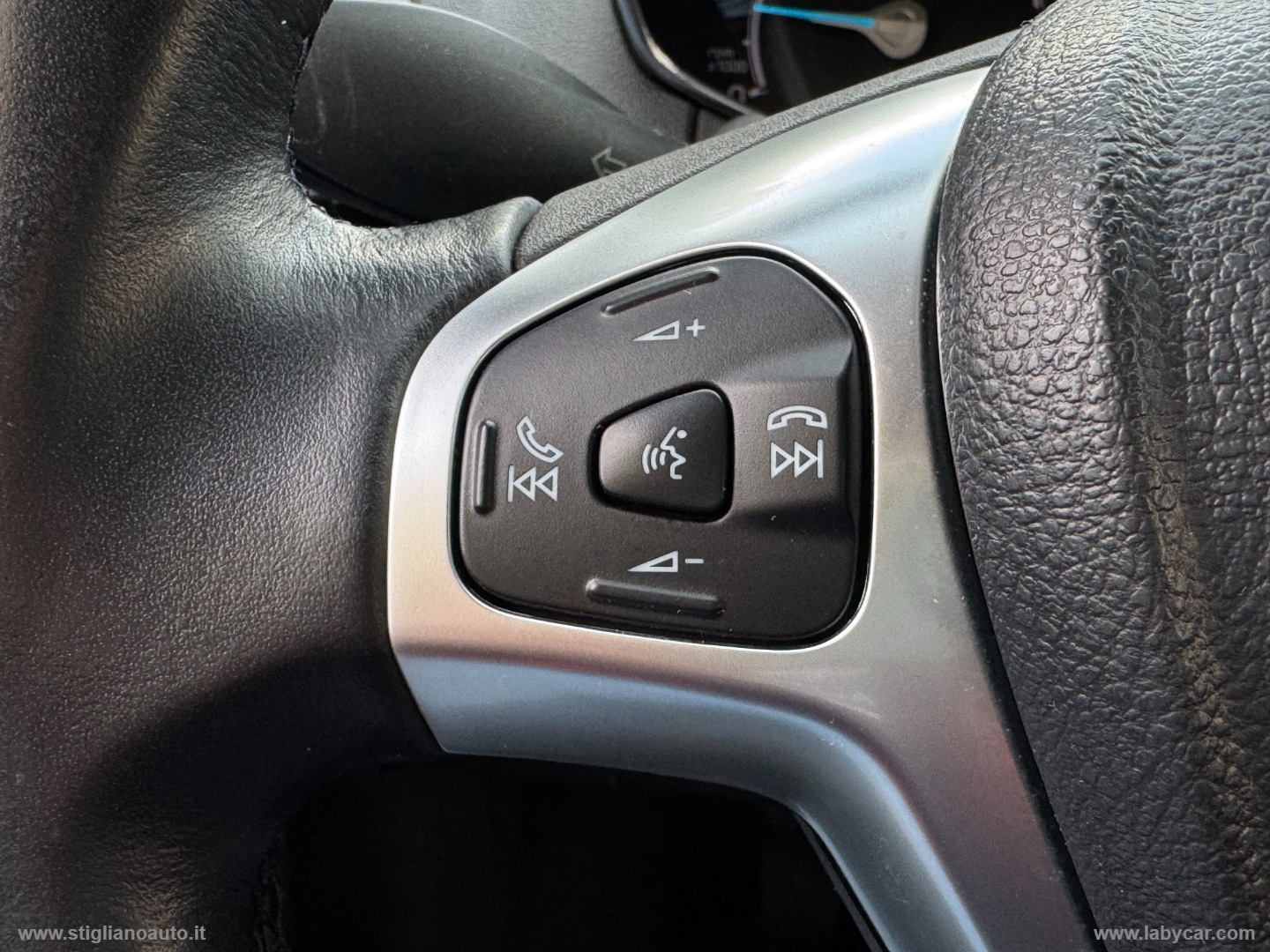 EcoSport 1.5 TDCi 95 CV Titanium - immagine 28