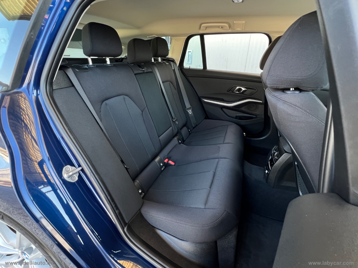 318d Touring Business Advantage aut. - immagine 28