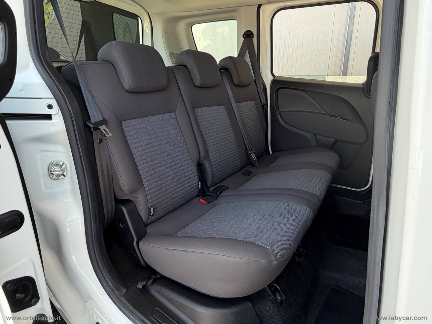 Doblò 1.6 MJT 95 CV Lounge - immagine 28