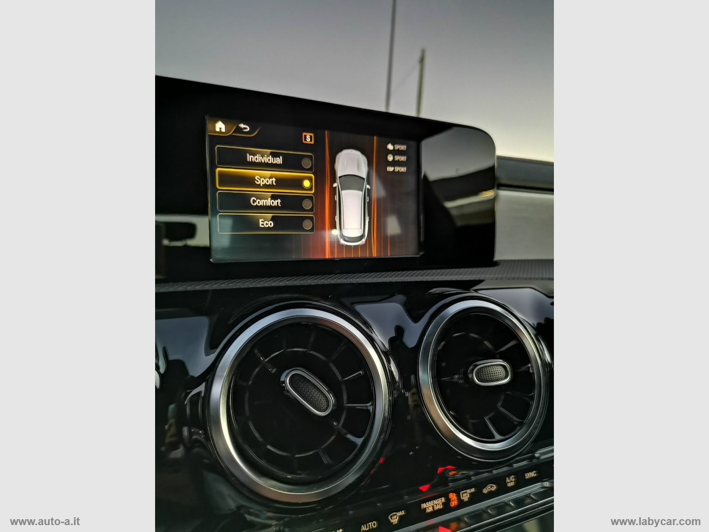 CLA 180 d Aut. Shooting Brake Premium - immagine 28