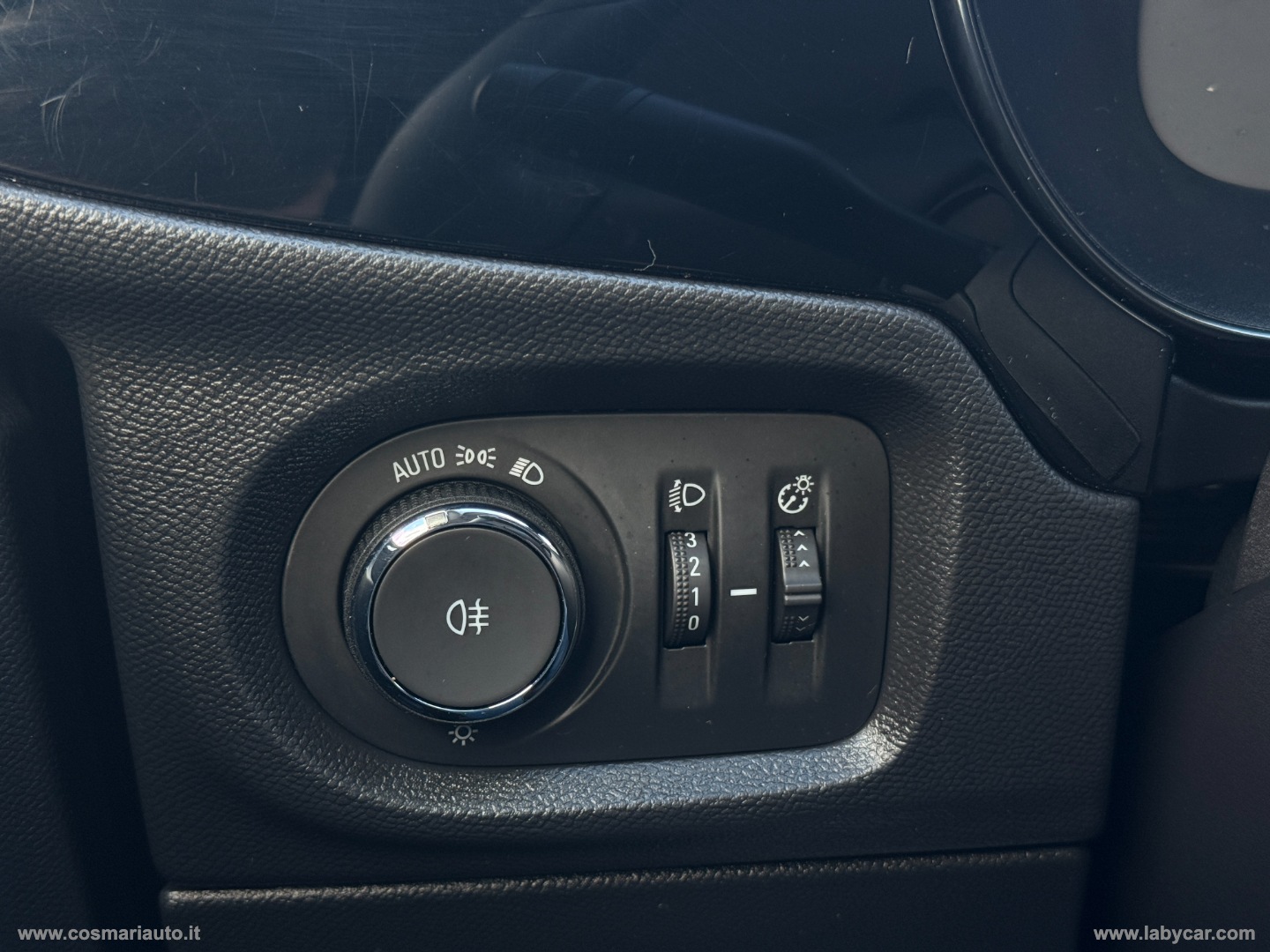 Corsa 1.5 D 100 CV Elegance - immagine 28