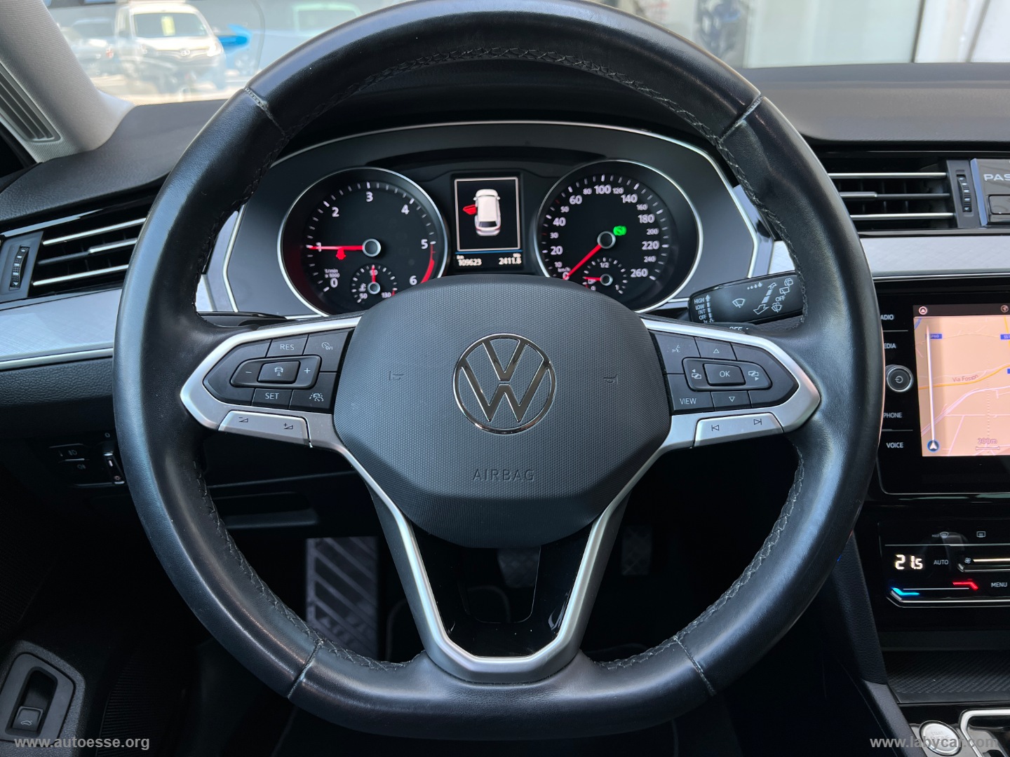 Passat Variant 2.0 TDI DSG Business BMT - immagine 28