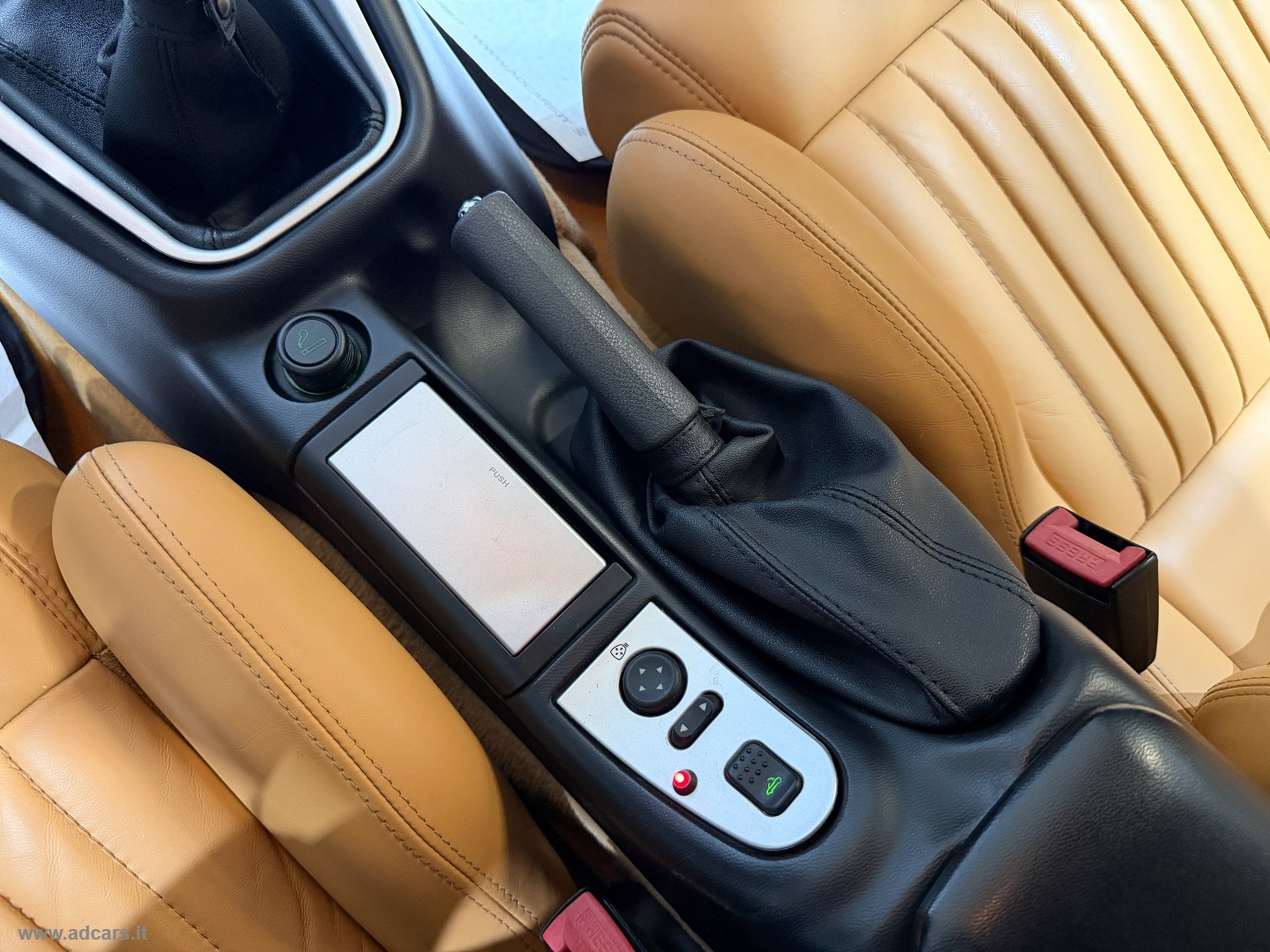 Spider 3.0i V6 L *CONDIZIONI IMPECCABILI*KM ORIGINALI* - immagine 28