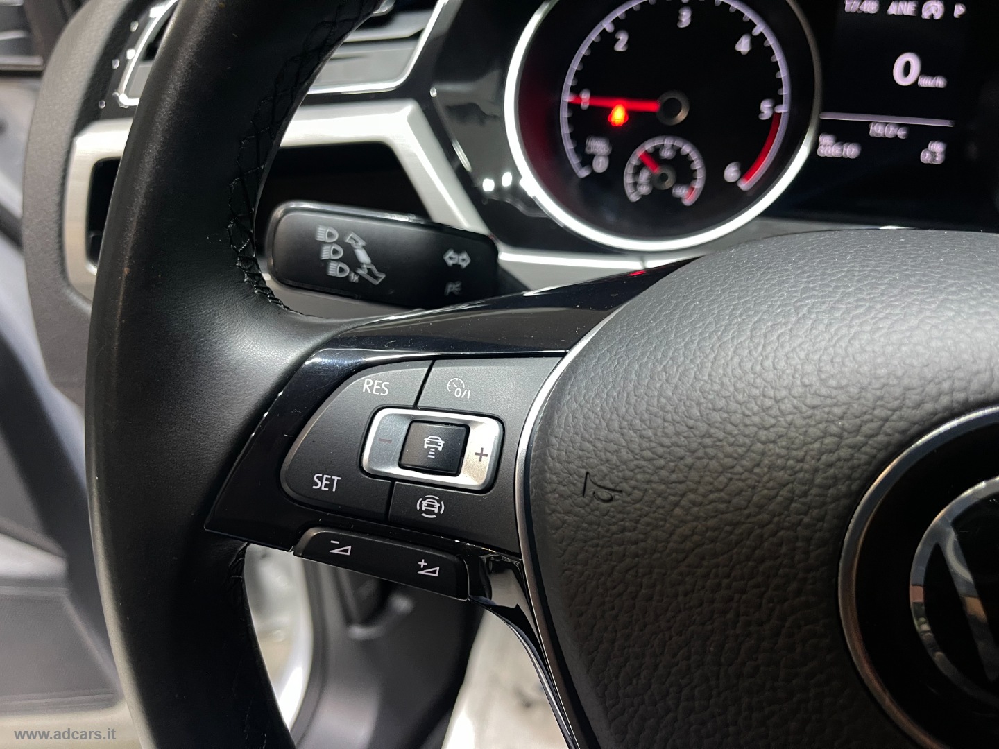 Touran 2.0 TDI 150 CV DSG Business BMT *7 POSTI*CAMBIO AUT.* - immagine 28