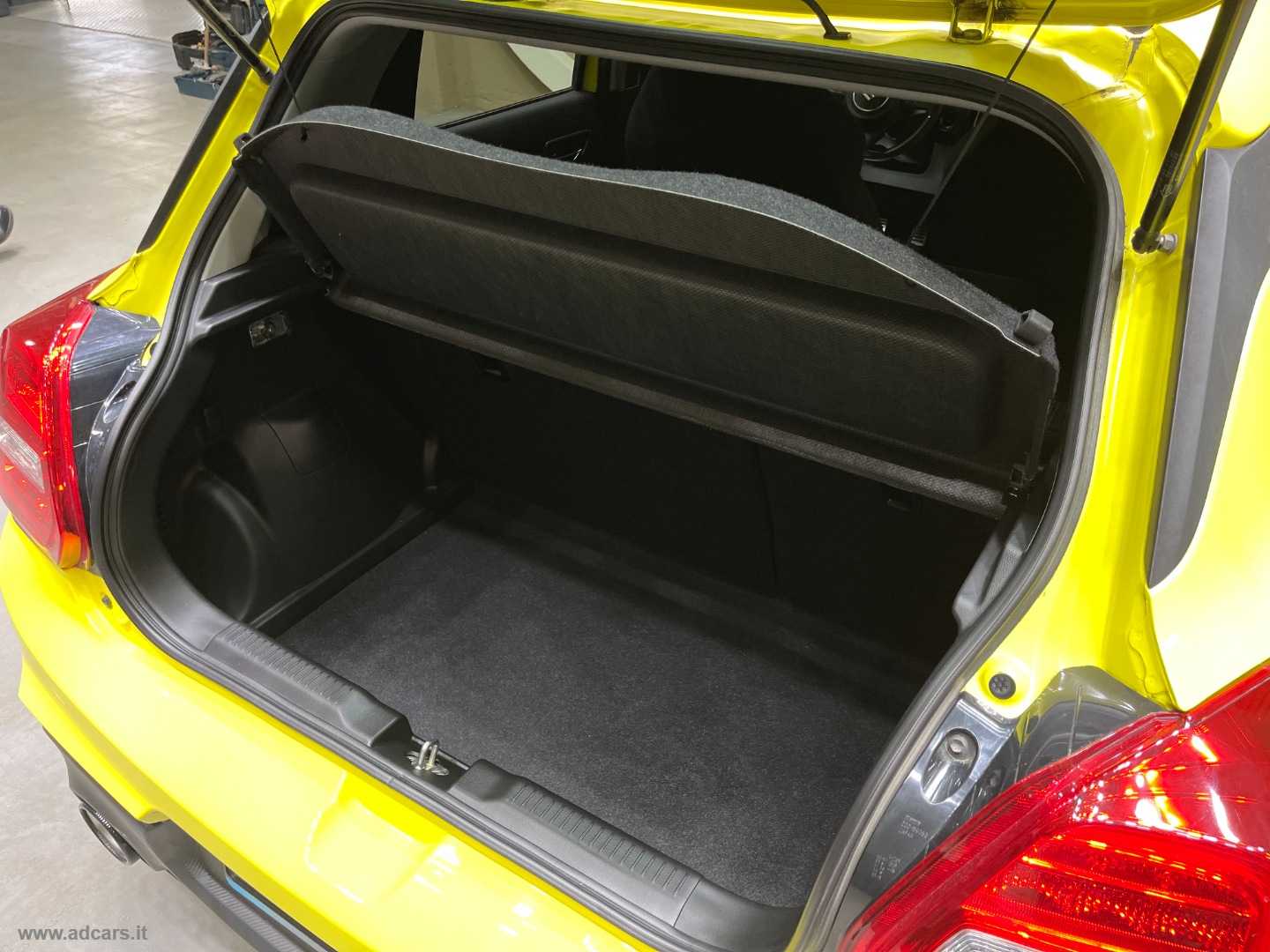 Swift Sport 1.4 Boosterjet *BOOK SERVICE SUZUKI* - immagine 28