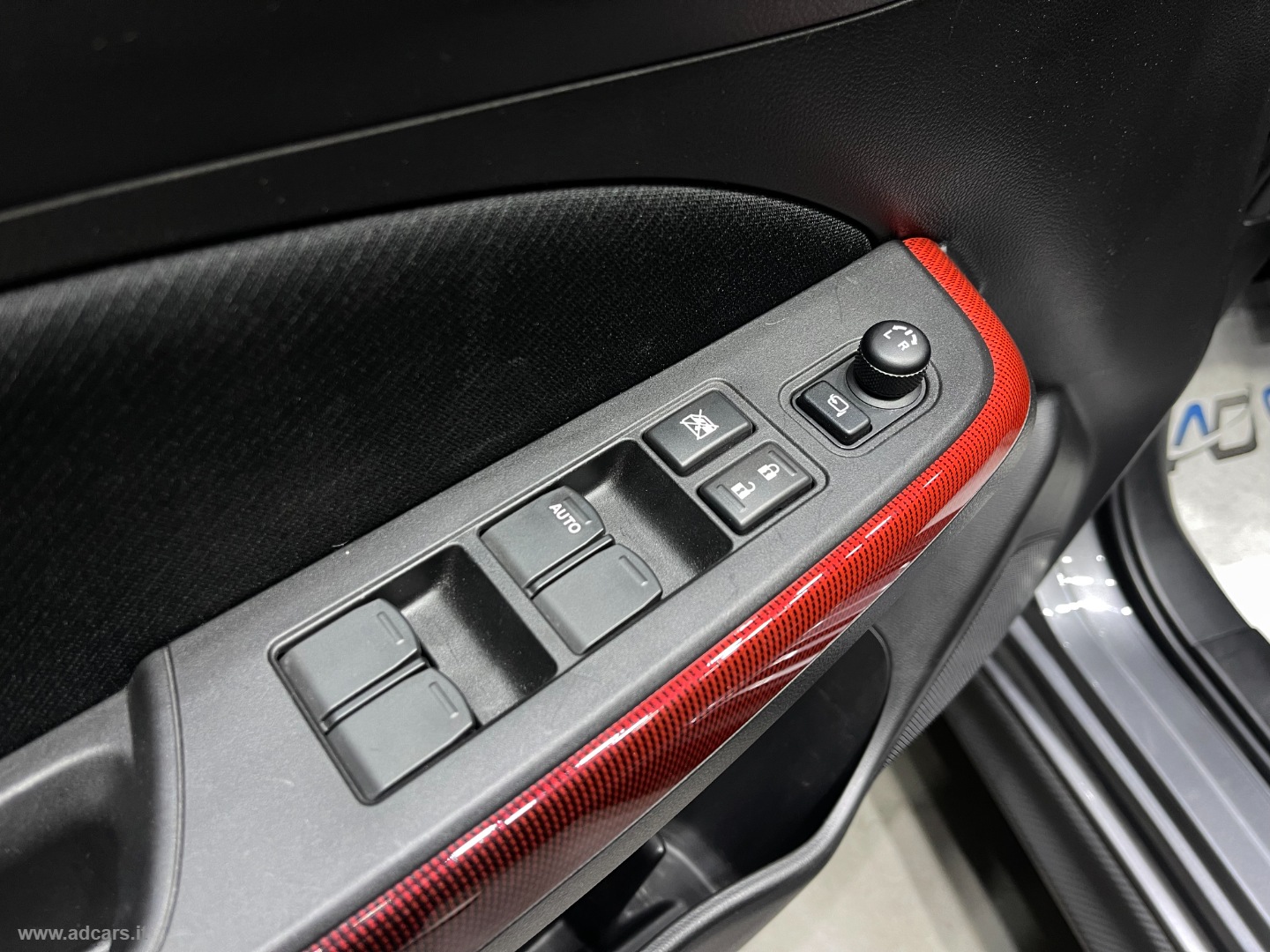 Swift Sport 1.4 Boosterjet *VERSIONE FUORI PRODUZIONE*BOOK SERVICE SUZUKI* - immagine 28