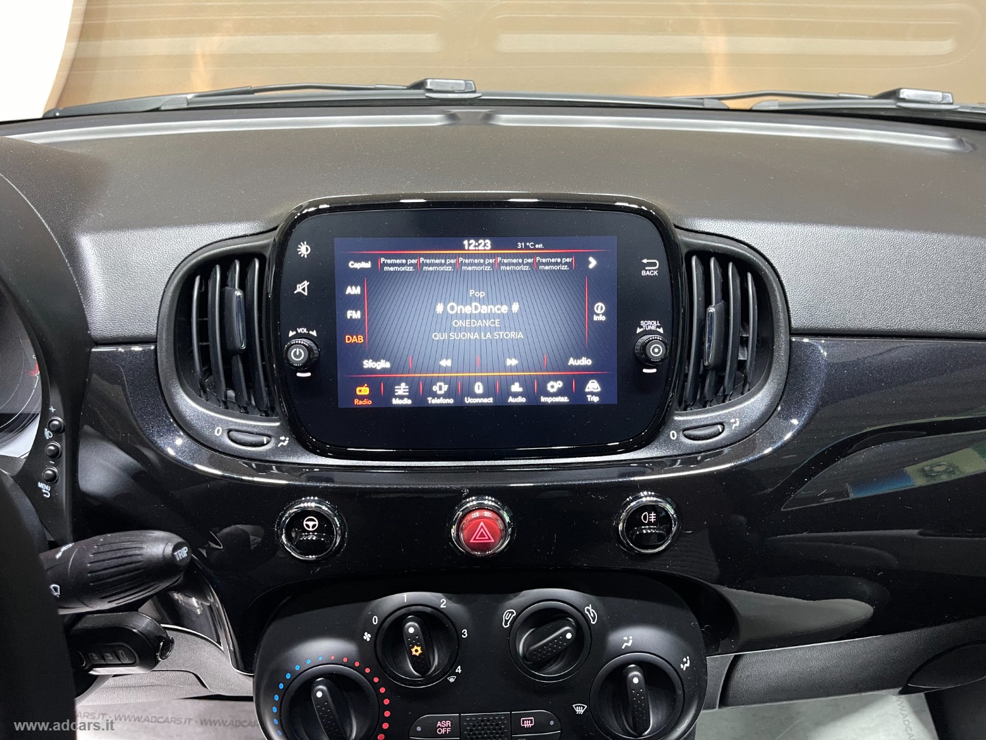500 Cabrio Hybrid DOLCEVITA *NEOPATENTATI* - immagine 28