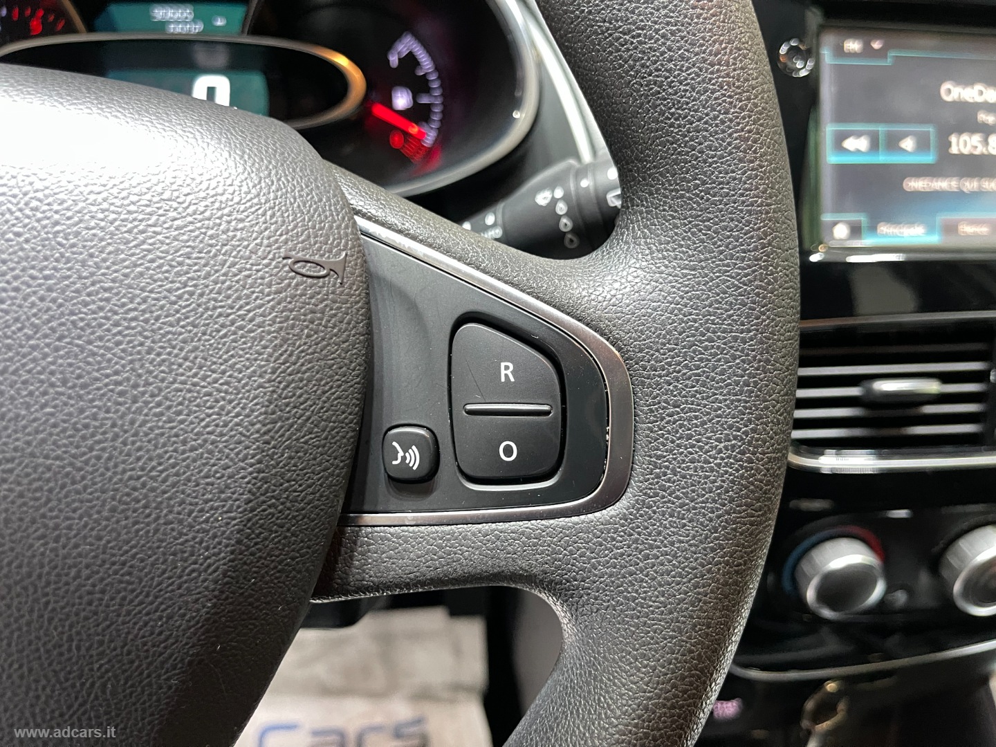 Clio dCi 8V 75 CV S&S 5p. Energy Duel *NEOPATENTATI*SENSORI*TELECAMERA* - immagine 28
