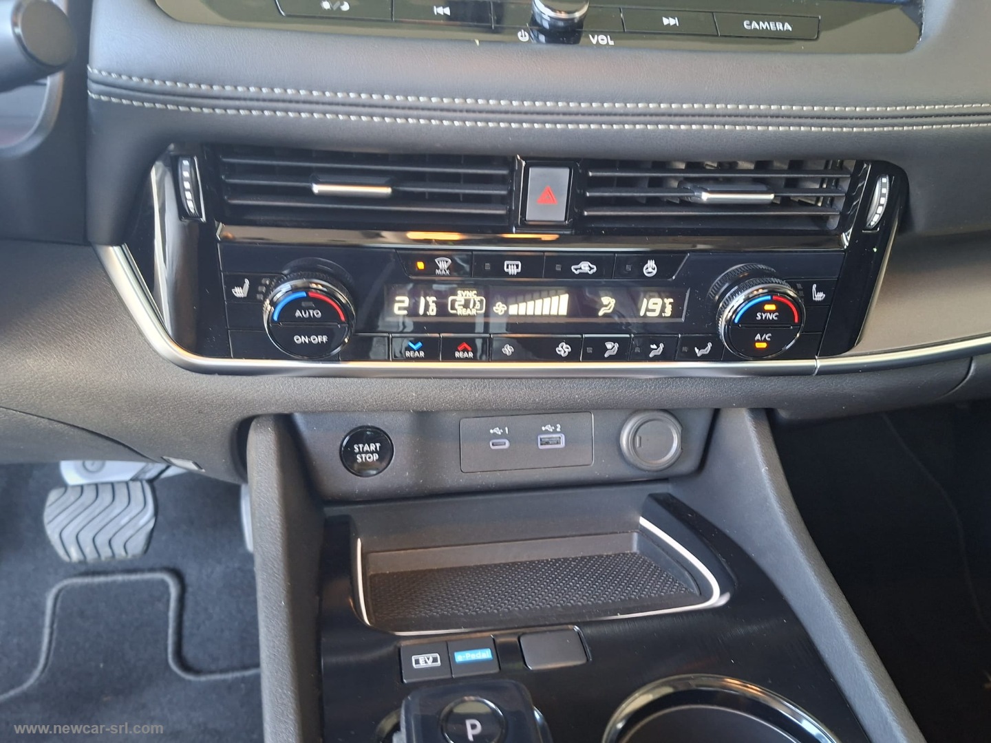 X-Trail e-Power e-4orce 4WD 7p.ti Tekna - immagine 28