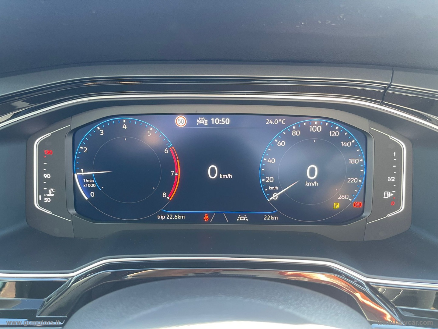 Volkswagen Taigo Taigo 1.0 TSI 115 CV R-Line - Immagine 28