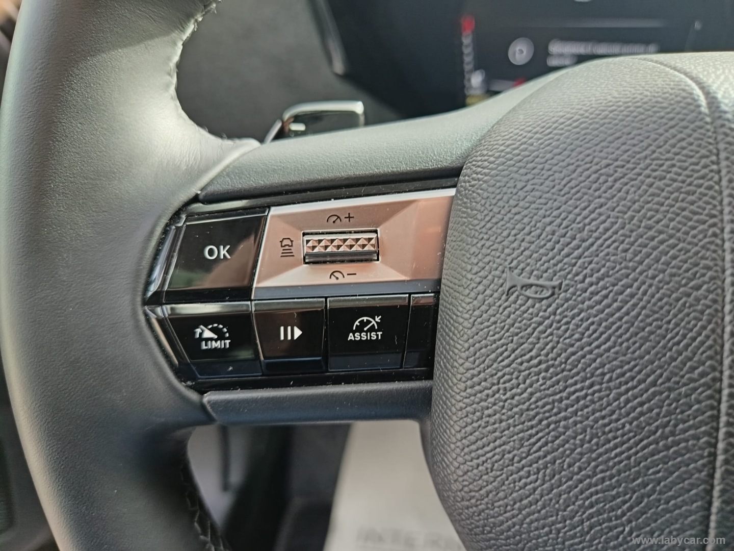 DS AUTOMOBILES DS4 4 PureTech 130 aut. Etoile Alcantara - Immagine 28