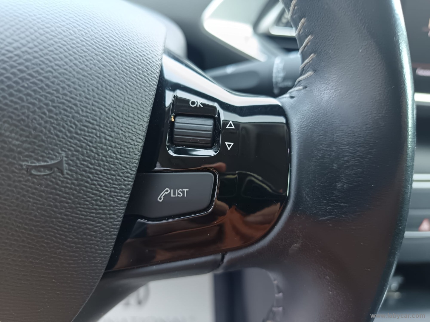 Peugeot 308 PureTech Turbo 130 S&S Allure - Immagine 28