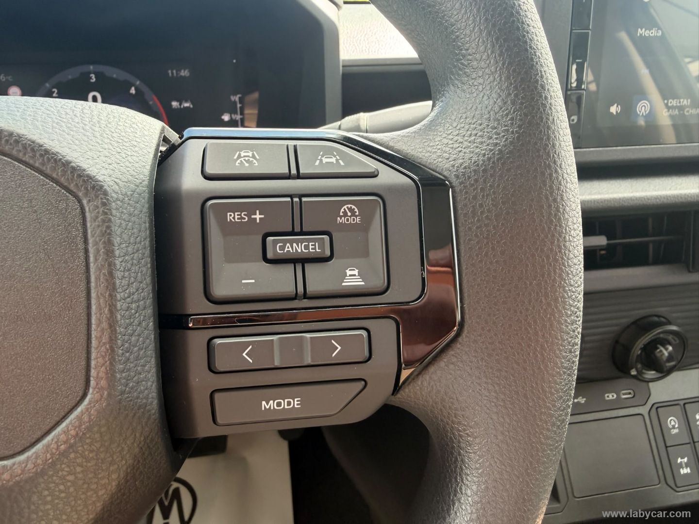 Toyota Hilux 2.8 D-4D 48V A/T 4WD DC Hilux - Immagine 28