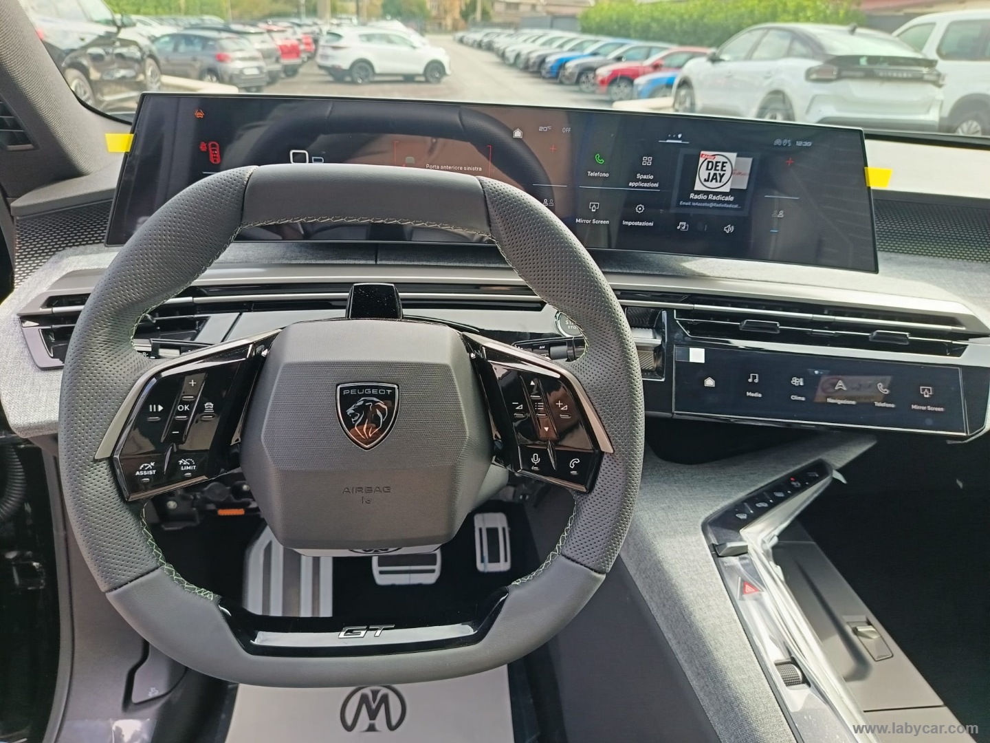 Peugeot 3008 Hybrid 145 e-DCS6 GT - Immagine 28