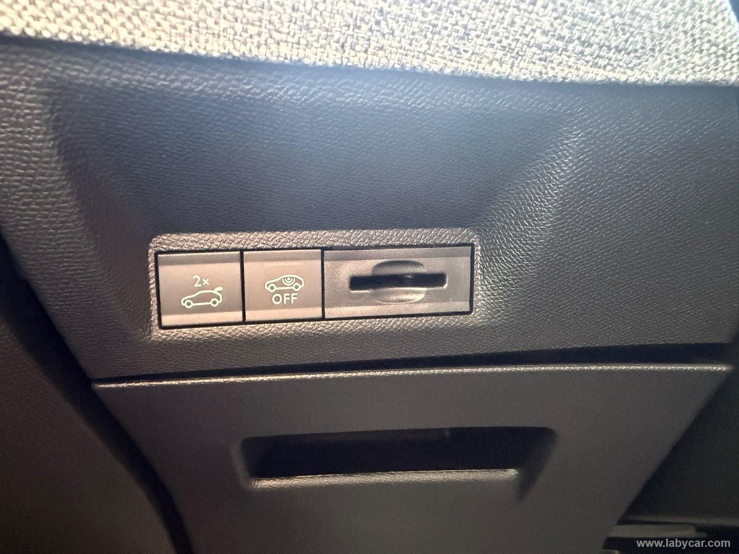 3008 Hybrid 145 e-DCS6 GT - immagine 28