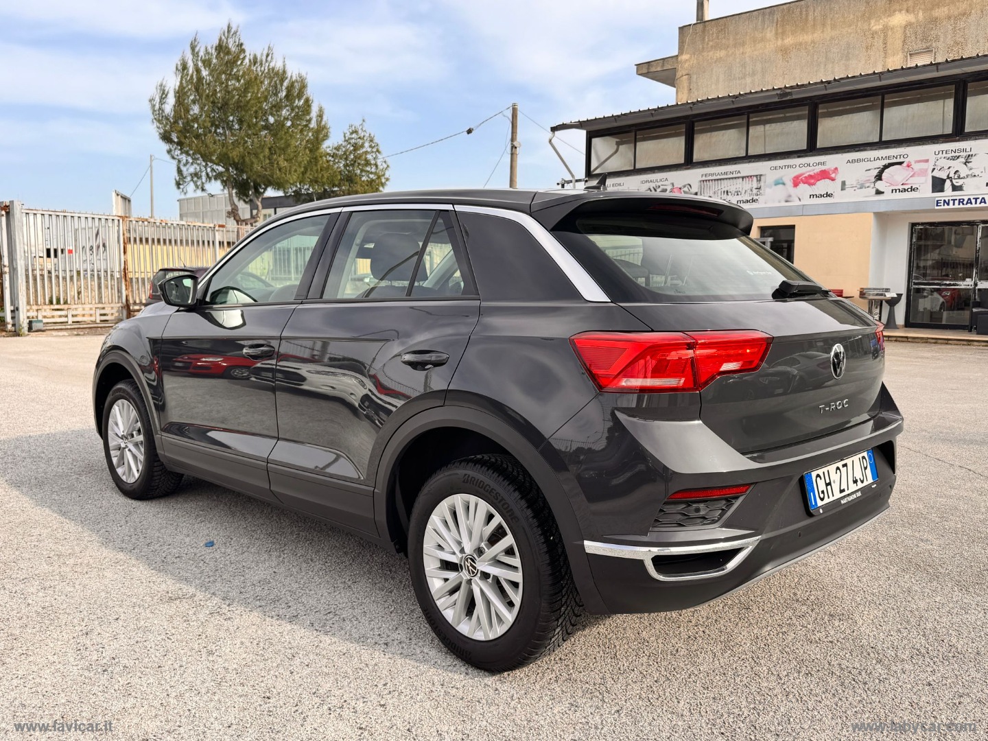 T-Roc 2.0 TDI SCR Style - immagine 28