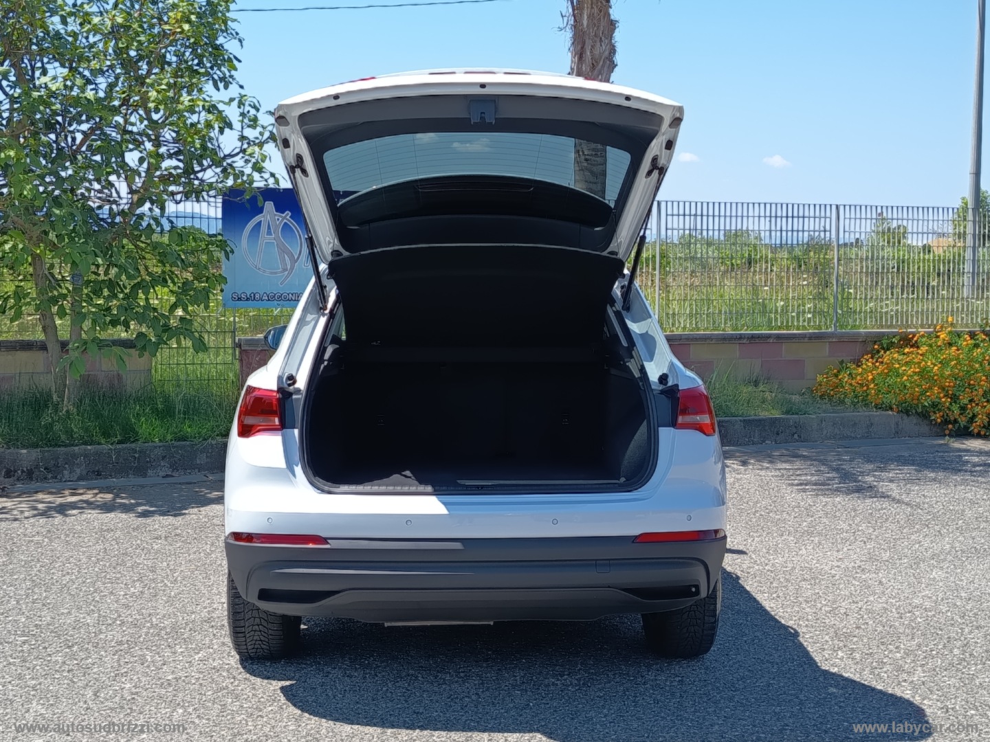 Q3 35 TDI S tronic Business - immagine 28