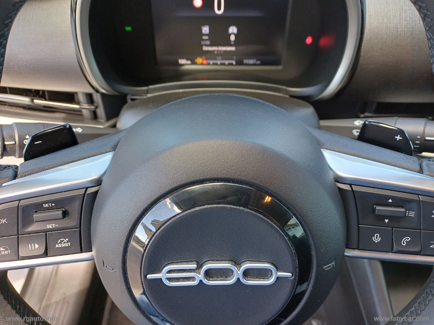 600 Hybrid MHEV - immagine 28