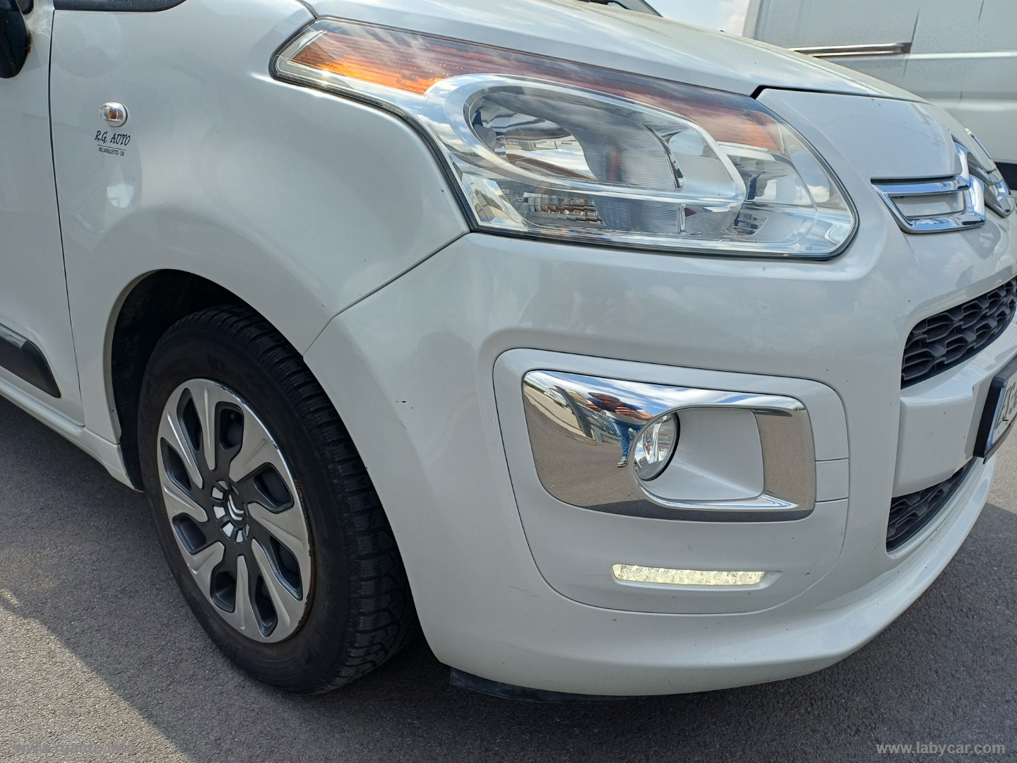 C3 Picasso 1.6 HDi 90 Exclusive - immagine 28