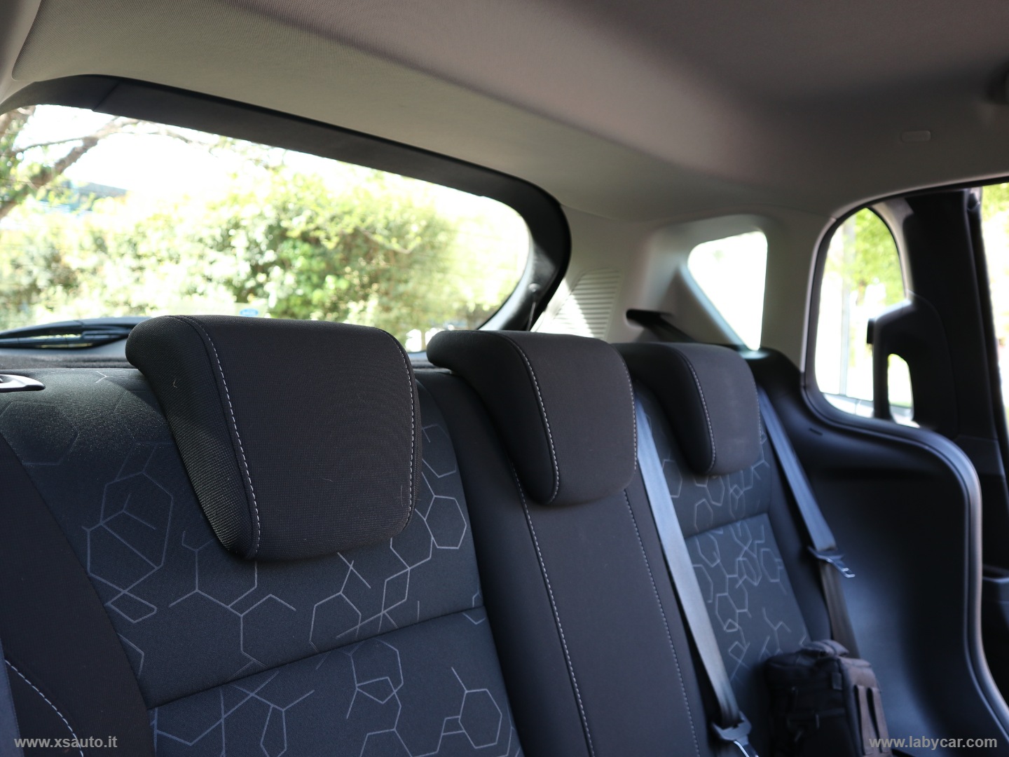 B-Max 1.0 EcoBoost 100 CV Titanium - immagine 28