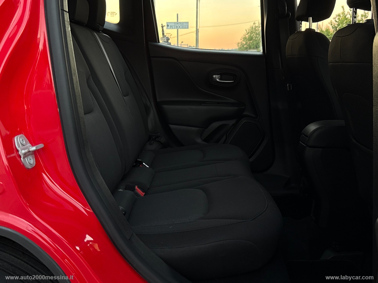 Renegade 1.6 Mjt 130CV Longitude - immagine 28