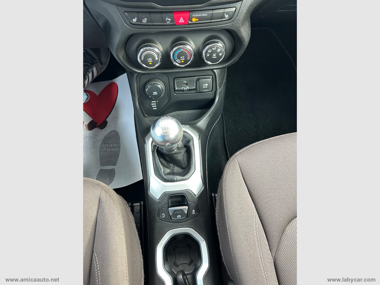 Renegade 2.0 Mjt 4WD Active Drive Sport - immagine 28