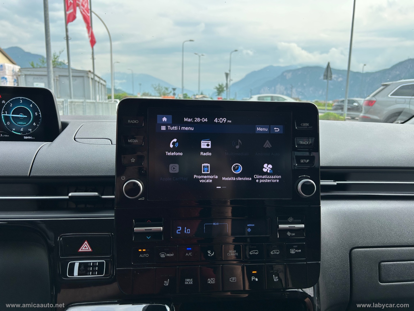 Staria 2.2 AT 2WD 9 posti Wagon DIESEL - immagine 28