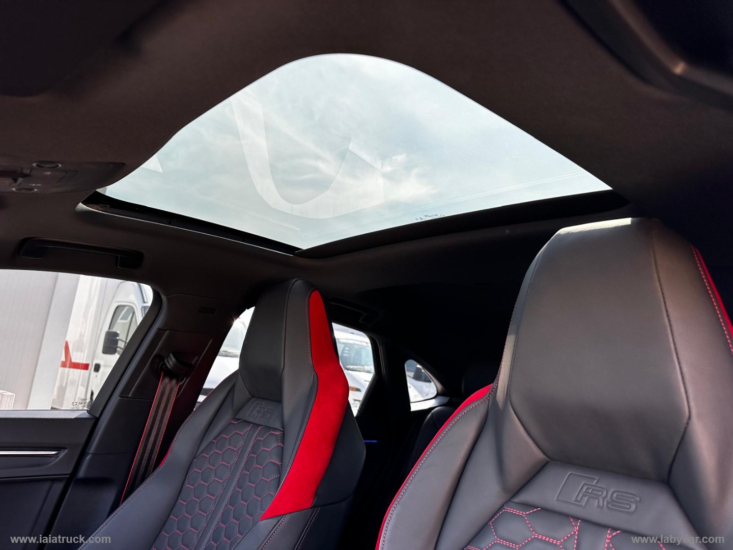 RS Q3 SPB quattro S tronic RSQ3 SPB Q.S-Tronic Dynamic Blackline Exclusive FULL - immagine 28