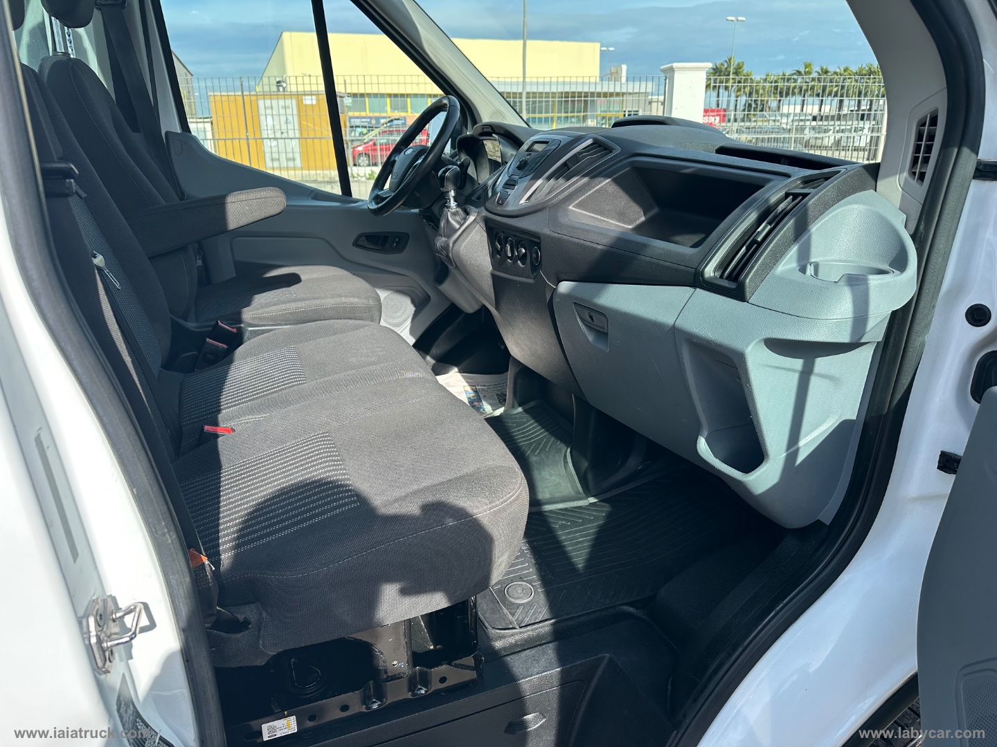 TRANSIT 2.0 130CV RIBALTABILE GEMELLATO - immagine 28