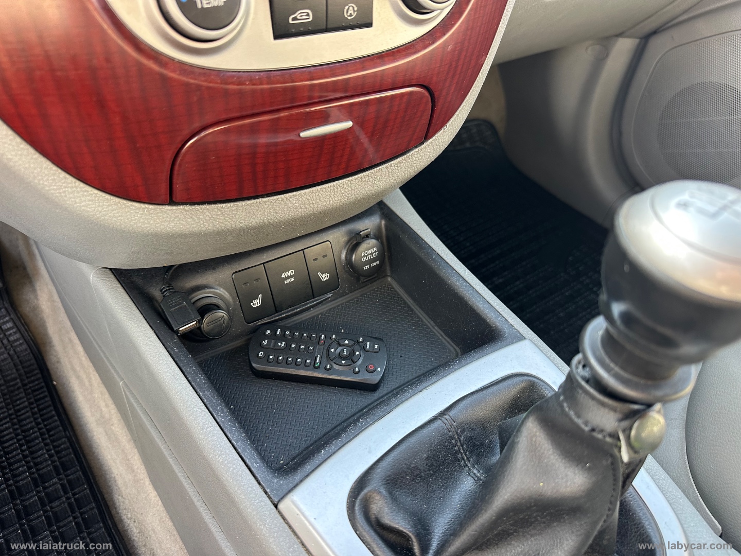 Santa Fe 2.2 CRDi VGT Active 5 p.ti - immagine 28