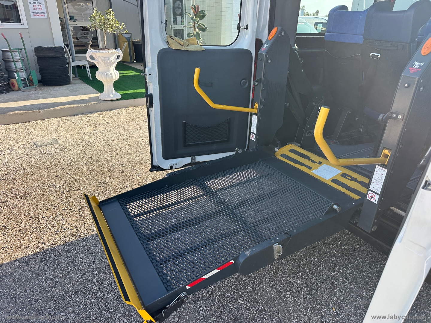Ducato 9 POSTI RAMPA DISABILI ELET.2.3 MJT 120CV TETTO ALTO - immagine 28