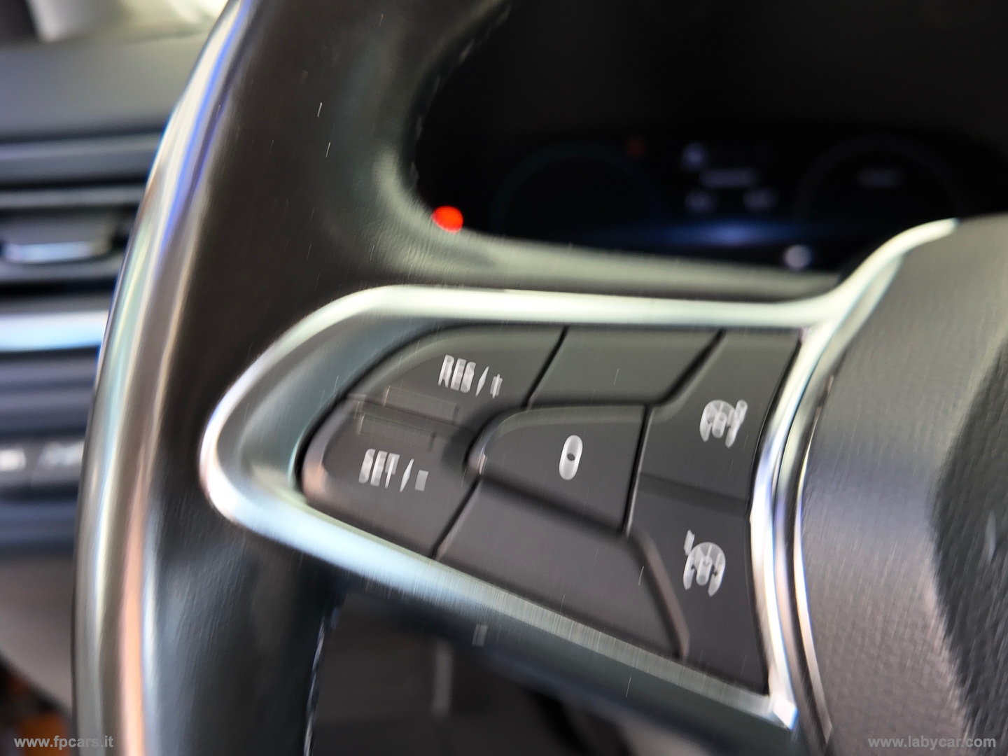 Captur Pl.-in Hybr. E-Tech 160 Init.Par. - immagine 28