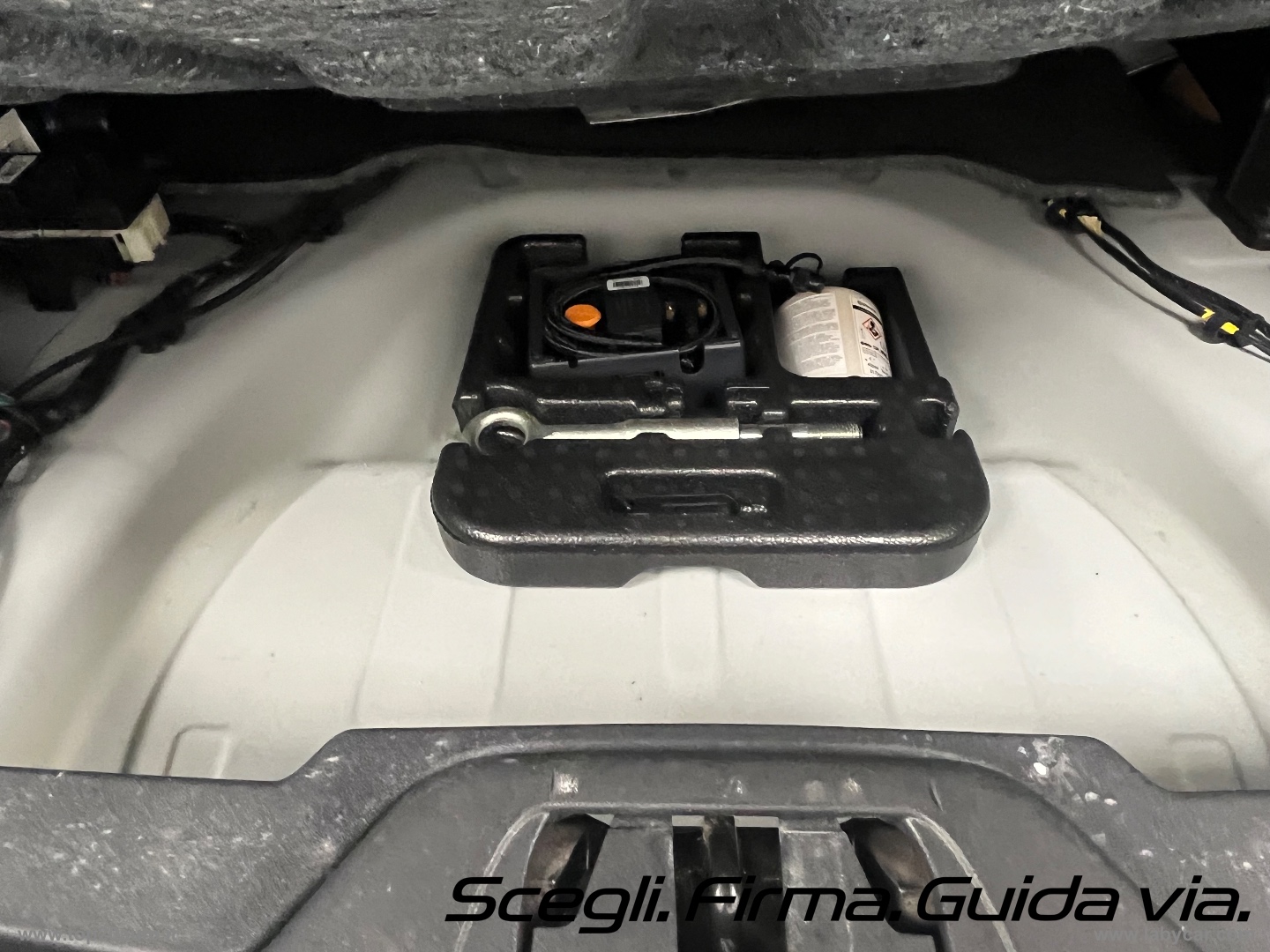 V60 Cross Country D3 Geartronic Momentum - immagine 28