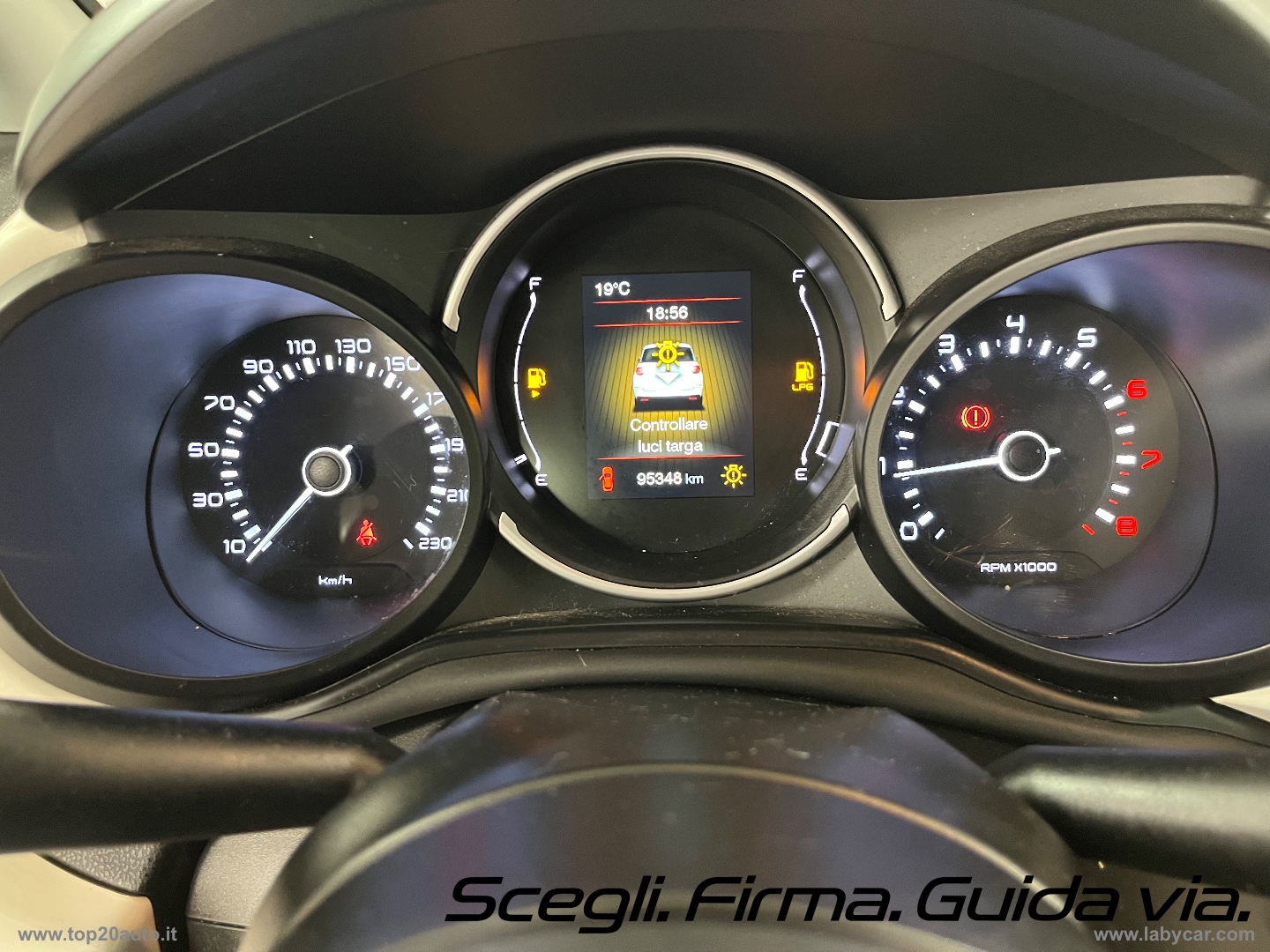 500L 1.4 T-Jet 120 CV GPL BENZINA MIRROR - immagine 28