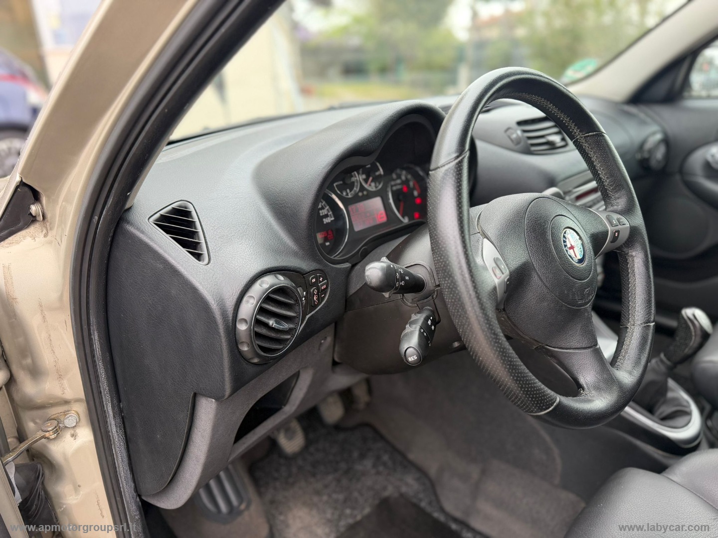 147 1.6 TS 105CV 5p. Distinctive - immagine 28