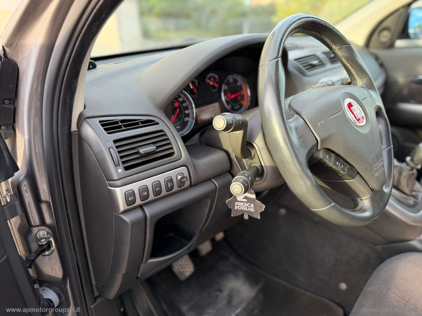 Croma 1.9 MJT Emotion - immagine 28