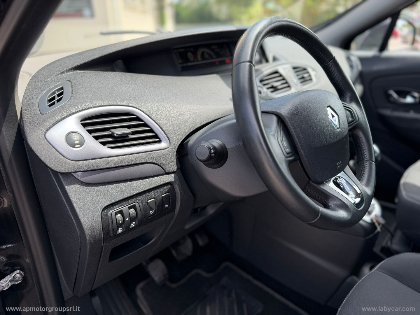 Scénic 1.5 dCi 110 CV S&S Limited - immagine 28