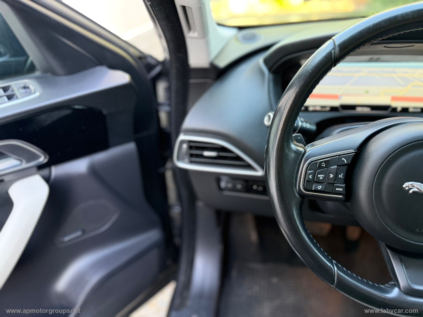 F-Pace 2.0 D 180 CV AWD aut. Prestige - immagine 28