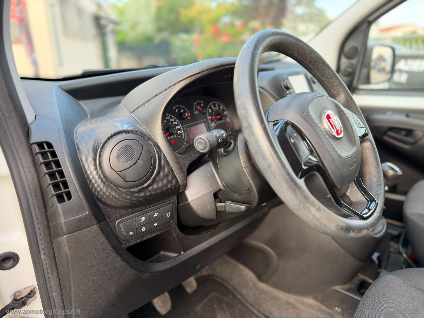 QUBO 1.4 8V 77 CV Easy Natural Power - immagine 28