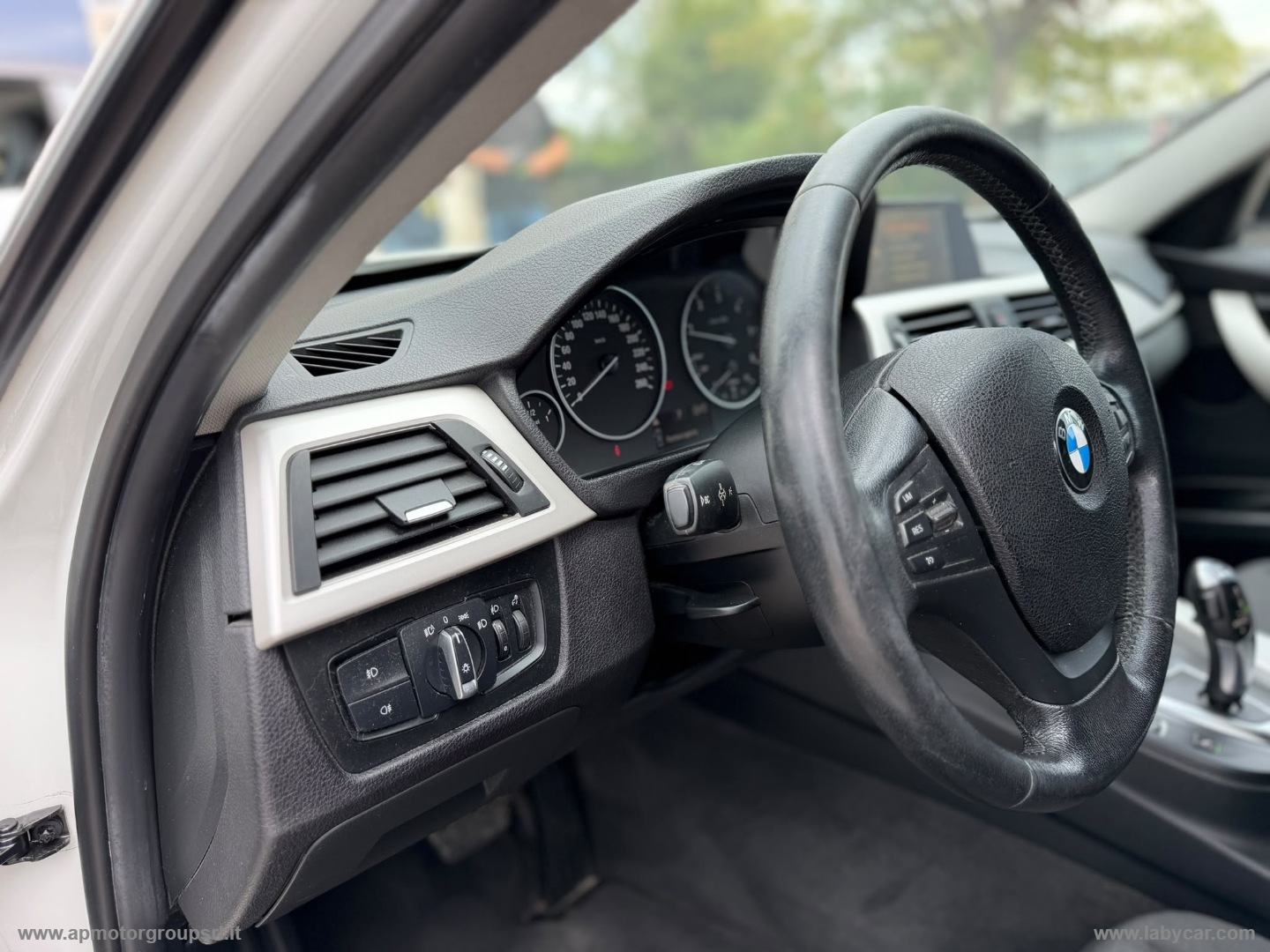 316d Touring Business Advantage aut. - immagine 28