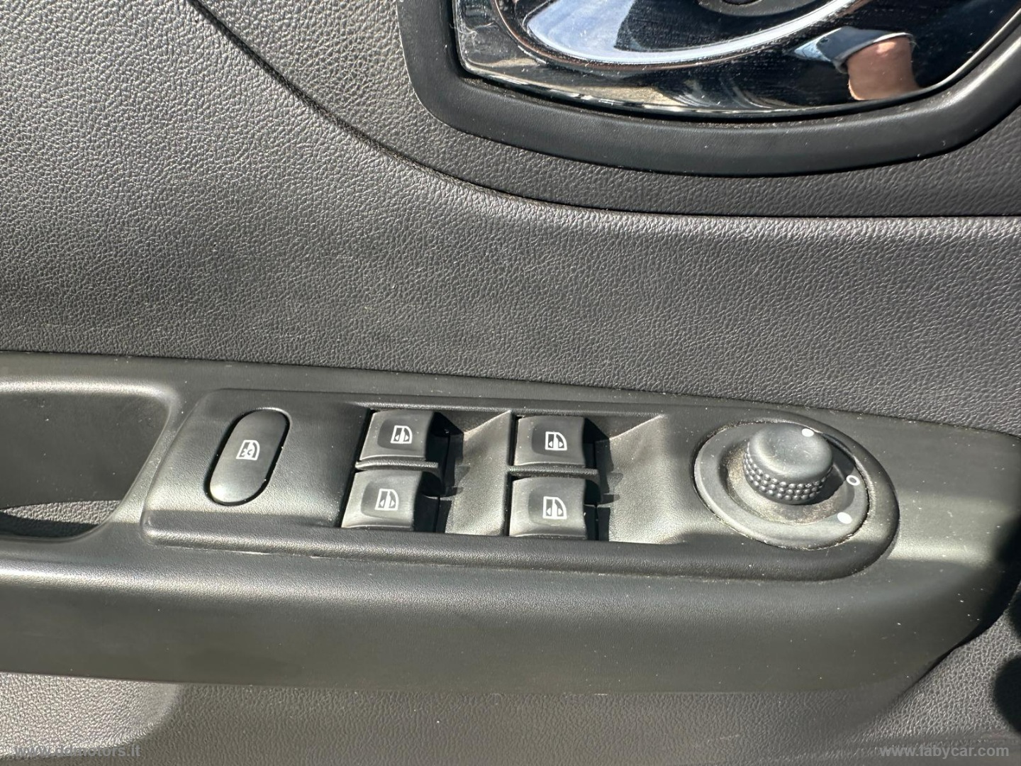 Captur dCi 8V 90 CV S&S Energy Intens *NEOPATENTATI* - immagine 28