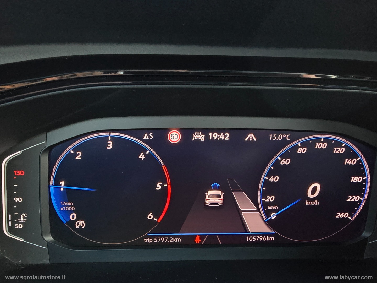 T-Roc 2.0 TDI SCR R-Line - immagine 28