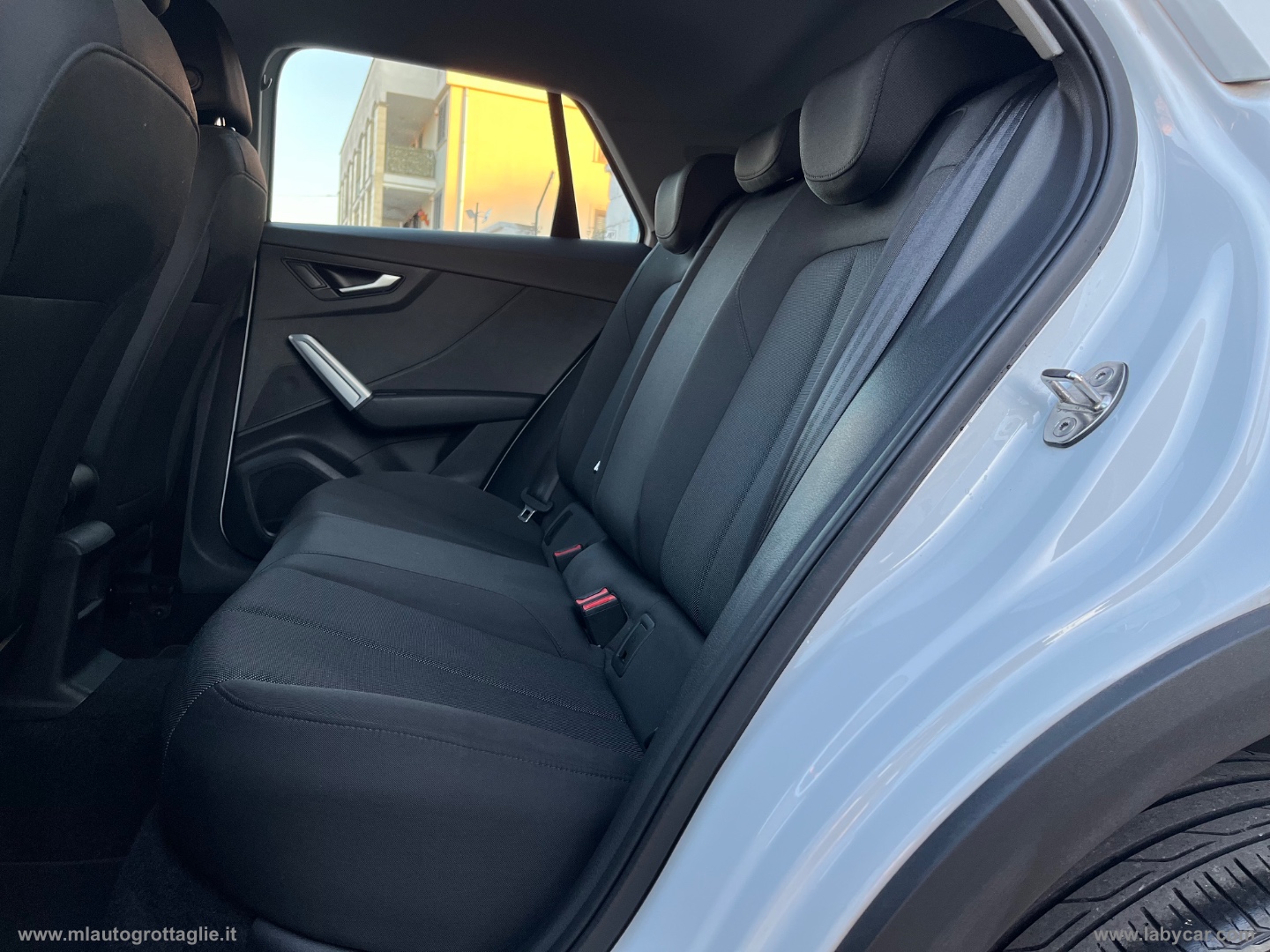 Q2 30 TDI S tronic Business Design - immagine 28